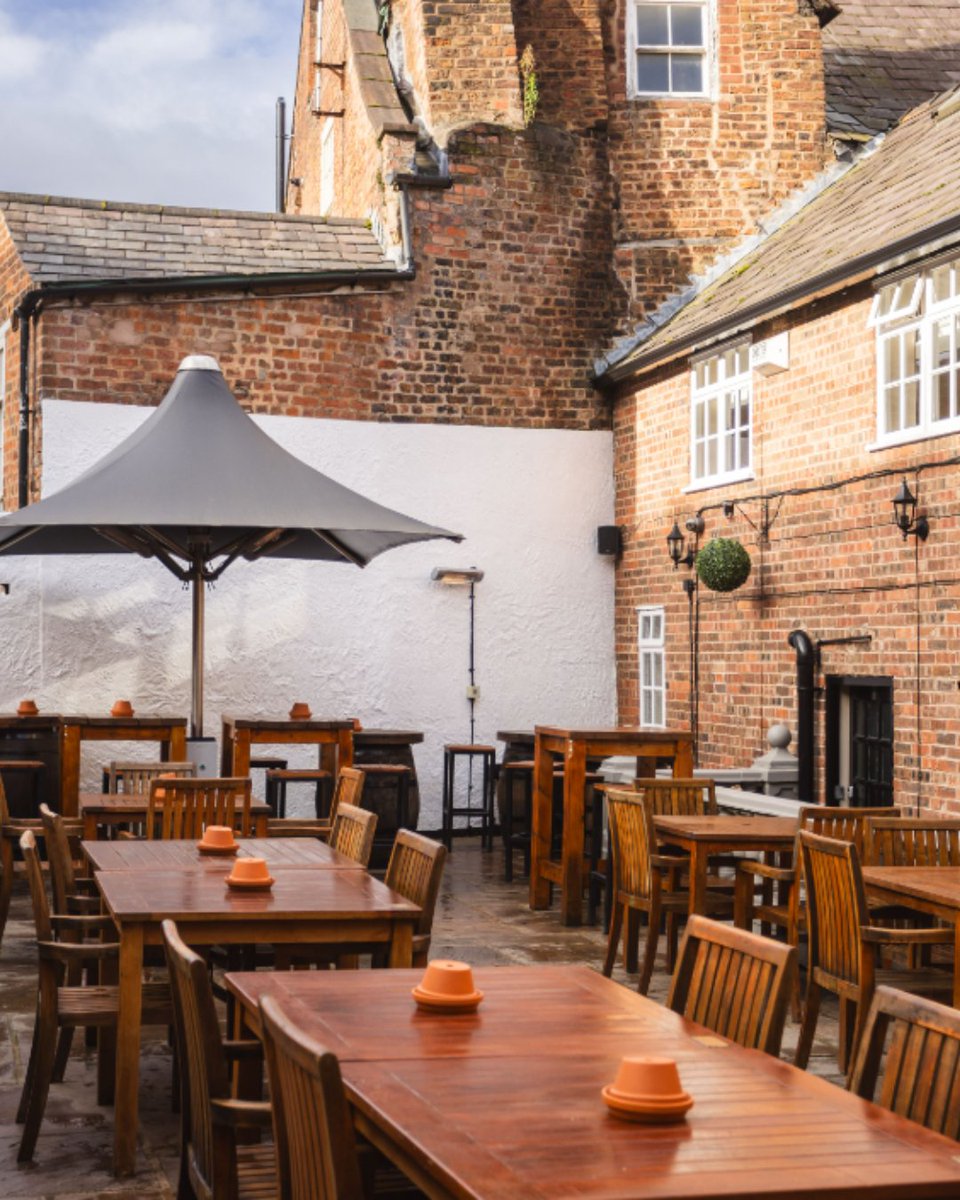 Pied Bull tweet media