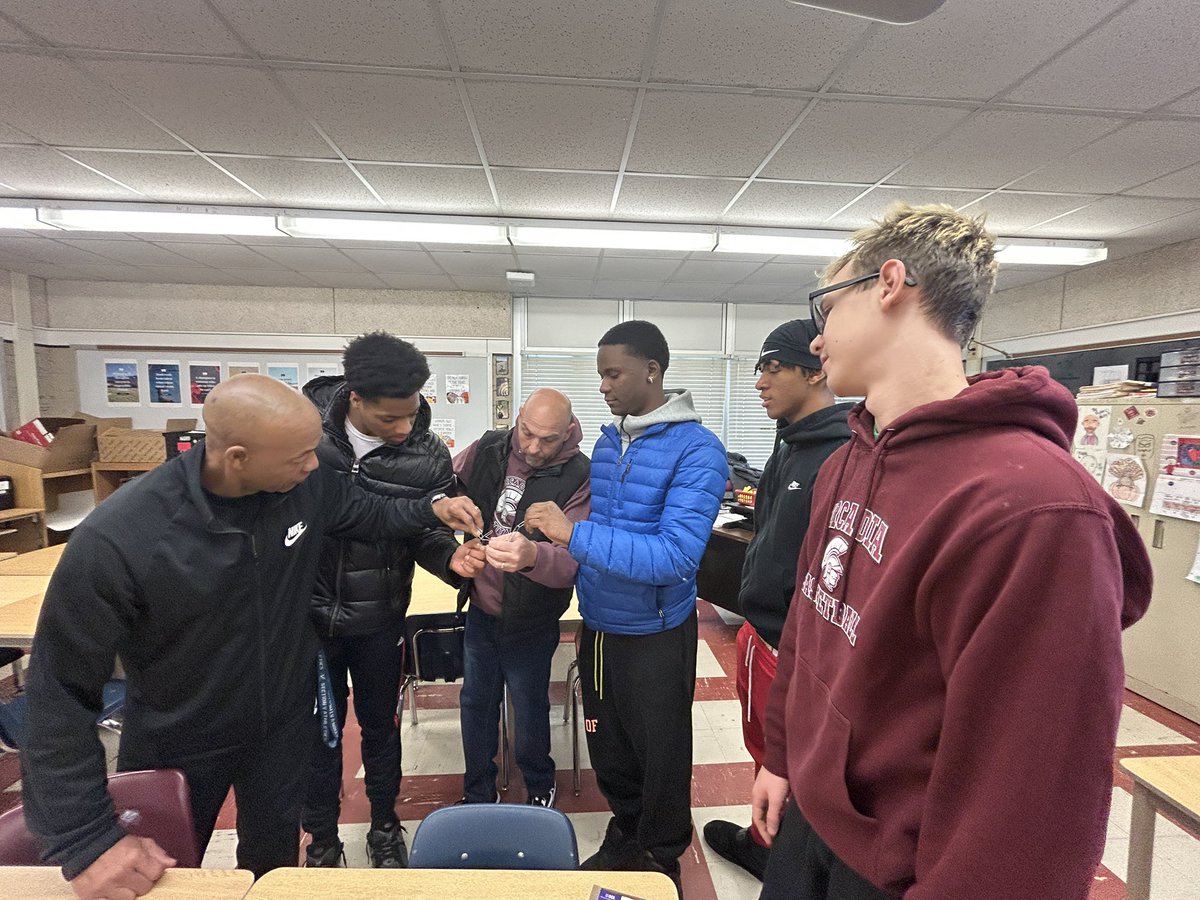 Thank you <a href="/AndreaAntonetty/">Andrea Antonetty</a> for working with our student-athletes. 
#Mindfulness 
#MindfulMovement 
<a href="/Wawrzyniak_C/">Christina Wawrzyniak</a> <a href="/MarcFleming77/">Marc Fleming</a>