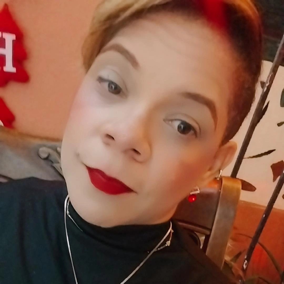 Ormecida's tweet photo. #NuevaFotoDePerfil https://t.co/j3HwwCiC2F