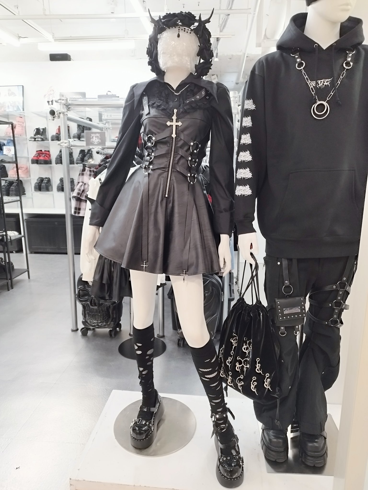 ワンピース IMVAL / Leather Set Up [BLK] qooza IMVAL / Leather Dress [BLK]（IMV002） - QOOZA