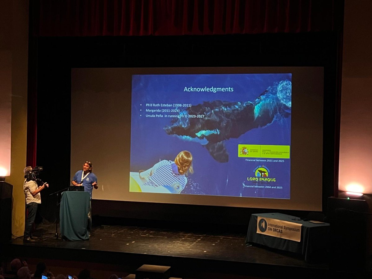 Loro Parque tweet media