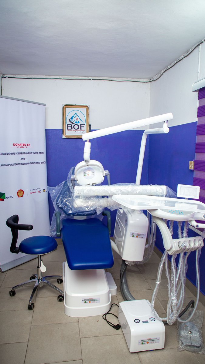 Shell_Nigeria's tweet photo. NNPC-SNEPCo supports BOF in the initiative to conduct about 5,000 fibroid and hernia surgeries, alongside dental procedures for another 5,000 individuals in the SW, NC and SS regions of Nigeria with the donation of medical equipments.

#ShellHealth 
#ShellCares 
#ImpactingLives https://t.co/L8Kvzbfk5I