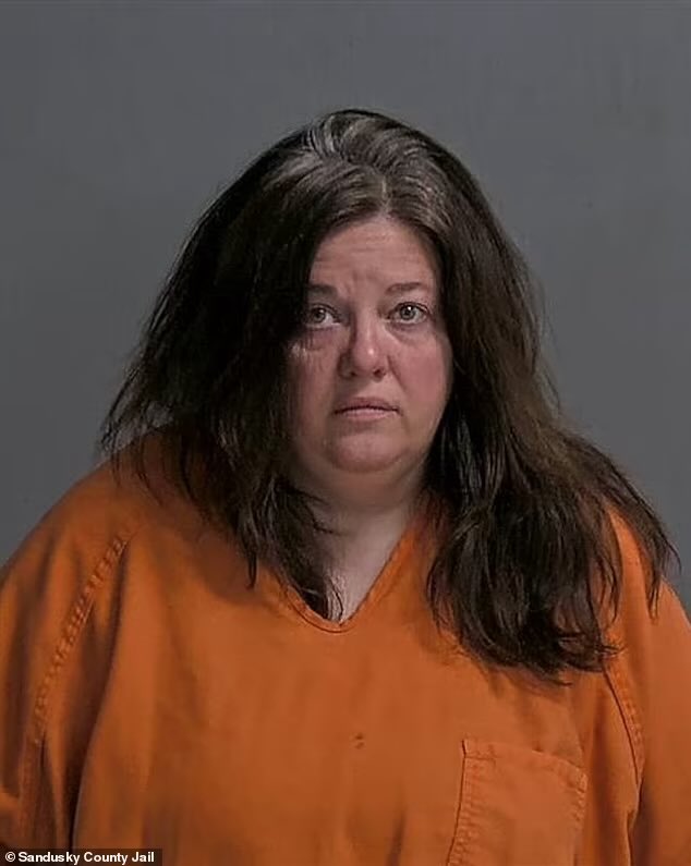 SeeRacists's tweet image. ‼️A Mom Walks In On Teacher Christin Coble R*PING her 15 Year-Old DISABLED son on a SNOW DAY