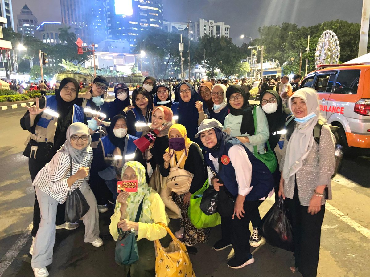 Bareng sama mamah mamah lagi 😎