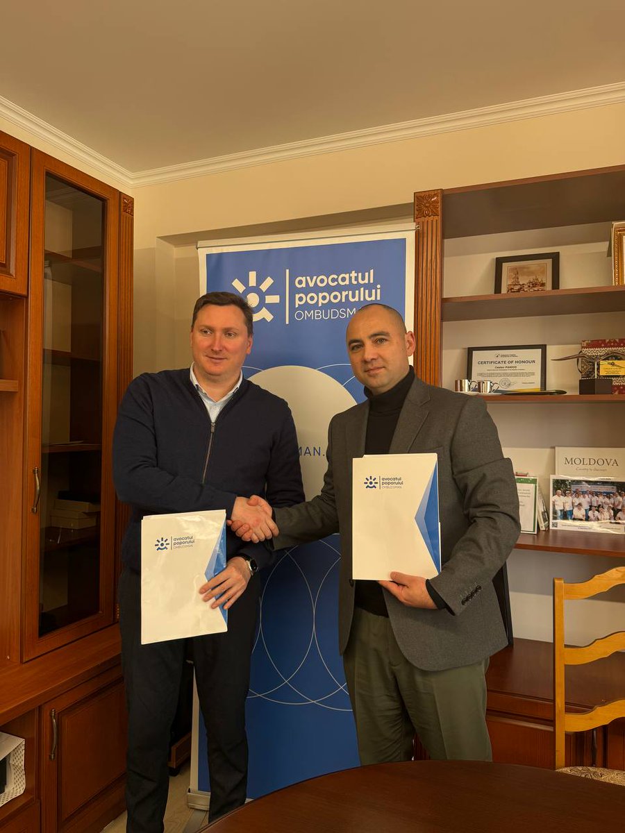 iqgames_md's tweet photo. 📢 The Association of Intellectual Games and the Office of the Ombudsman have signed a cooperation agreement!🤝 Together, we’re promoting human rights, inclusion, and quality education for young people. A big step toward a society free from discrimination! #HumanRights #Inclusion https://t.co/UrGtAsxAY1