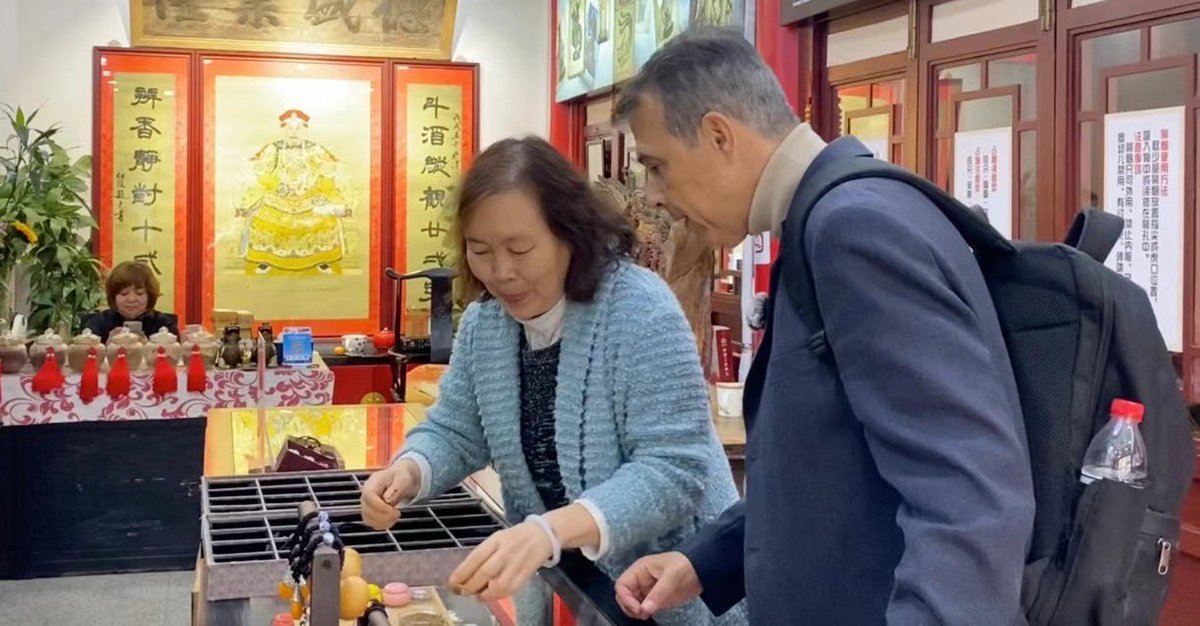 MonemvasiotisSt's tweet photo. China holds a special place in my heart—a land of deep history, innovation, and opportunity. Every visit strengthens my admiration for its people, culture, and limitless potential. Grateful for the trust, friendships, and collaborations that continue to grow.  #China #friendship https://t.co/9V2bjd8L39