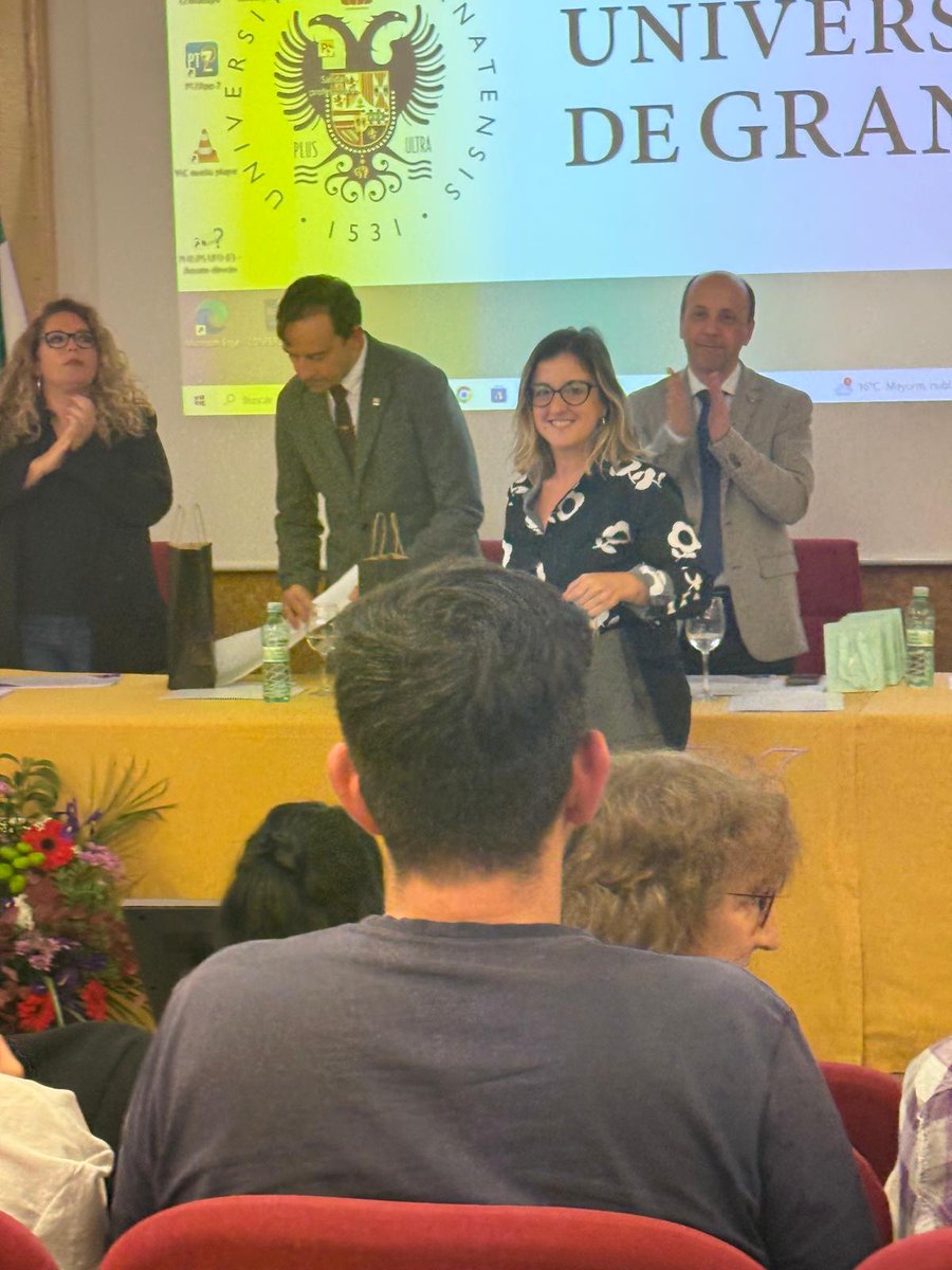 Los psicólogos del eaps Granada reciben el reconocimiento por parte de la facultad de psicología de la <a href="/CanalUGR/">Universidad Granada</a> por su labor en la formación práctica del grado de psicología  <a href="/FundlaCaixa/">Fundación ”la Caixa”</a> <a href="/c_tzona/">c_tzona x♦️</a> <a href="/sjdgranada/">San Juan de Dios Granada</a> #finaldevidafundlacaixa #enfermedadesavanzadas