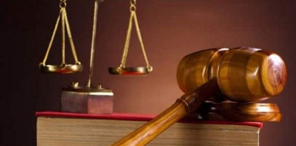 TCDD A.Ş.’nin Lojman Boşaltma Emrine Mahkemeden Yürütmeyi Durdurma Kararı!
Sirkeci Gar Binası ve Sahasının Kültür ve Turizm Bakanlığına devredilmesinin ardından TCDD Taşımacılık A.Ş İstanbul Bölge Müdürlüğü tarafından Sendikamız Genel Sekreteri Murat ORAL’ın Sirkeci Gar Sahasında