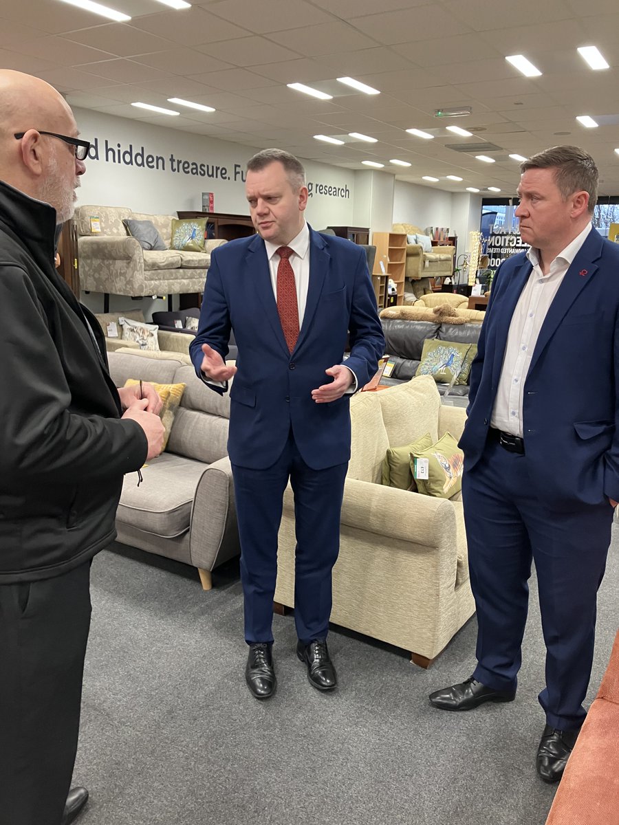 BHF Cymru (@bhfcymru) on Twitter photo Great to have <a href="/NickTorfaen/">Nick Thomas-Symonds</a> join us at our store in #Cwmbran this morning to discuss #HeartMonth 🫀
Diolch o galon Nick♥️ Great to have <a href="/NickTorfaen/">Nick Thomas-Symonds</a> join us at our store in #Cwmbran this morning to discuss #HeartMonth 🫀
Diolch o galon Nick♥️