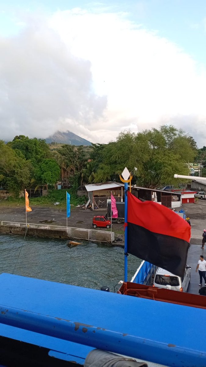 Buenos días #Nicaragua 🇳🇮
Tierra de Sandino, de Carlos, de Tomás, de nuestros Héroes y Mártires

¡Siempre más Allá!
#UnidosEnVictorias
#SandinoLuzyVerdad

<a href="/CsarLpe1525/">César F. López 🇳🇮</a> <a href="/FcoRosales78/">Francisco Rosales 🇳🇮</a> <a href="/FloryCantoX/">Flor y Canto 🇳🇮</a>