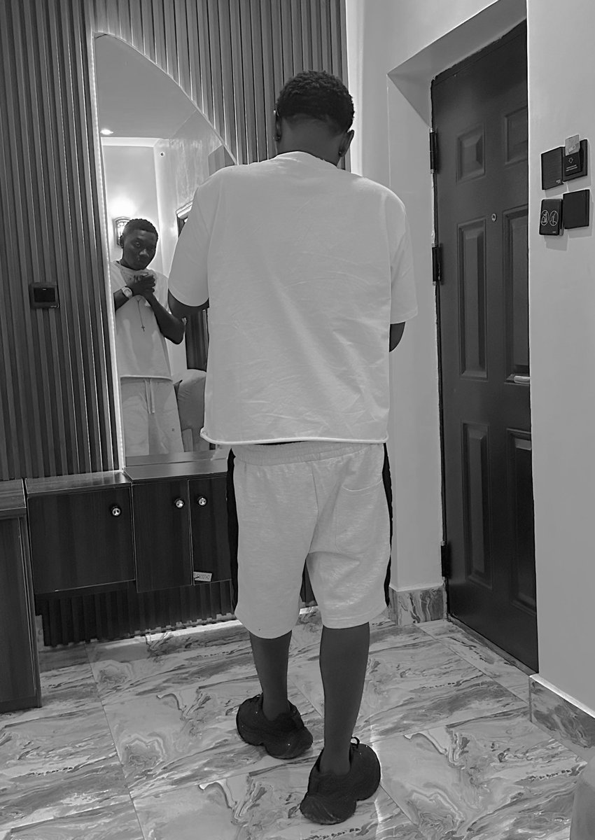 _wiselic_'s tweet image. Fuck🖕🏼all this haters, they just want to see me cry!
But I Promise Amma come for u all!!🖤🪖👹👿

#new #world #star #miss #you #father 💔❤️‍🩹