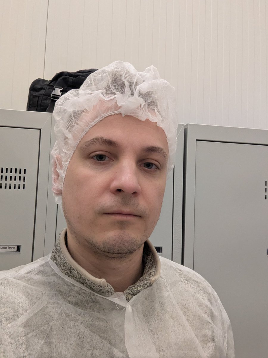 UaBridgebuilder's tweet image. Якщо ділитись на розумних і красивих - я в сторону красивих.