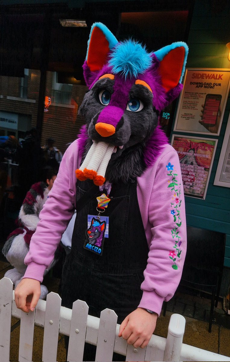 π Arcizo π§‘ π CFZ, EF π©΅ (@gayestdog) on Twitter photo The sheriff of gaytown is on a smoke break :3
#FursuitFriday
π·: <a href="/Gay_Blue_Dog/">π~πΌπππ~π π FE</a> The sheriff of gaytown is on a smoke break :3
#FursuitFriday
π·: <a href="/Gay_Blue_Dog/">π~πΌπππ~π π FE</a>