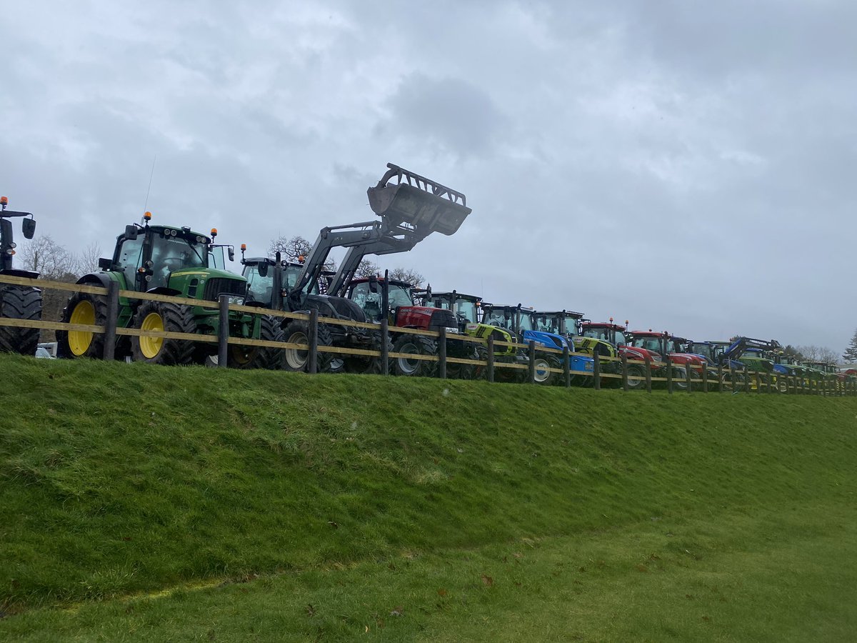 Alistair Carmichael tells Welsh farmers 
‘It really doesn’t need to be like this’ in his speech on the budget changes affecting agriculture and wider economy. Hundreds of farmers and businesses have turned out to the Royal Welsh Showground. Strong messages to go back to London.