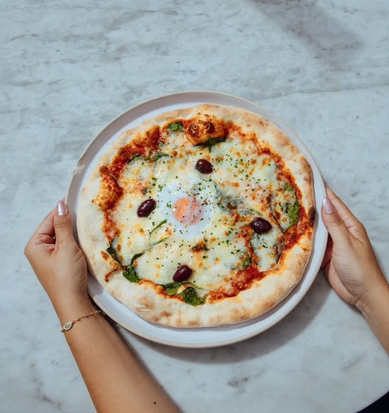 Head to our guide to family friendly pubs and restaurants in Bristol so you can eliminate the stress of eating out and keep the whole family happy! 🍽

See our top picks: totalbristol.com/eating-and-dri…

#bristol #familyrestaurants #restaurantsbristol #bristoleats