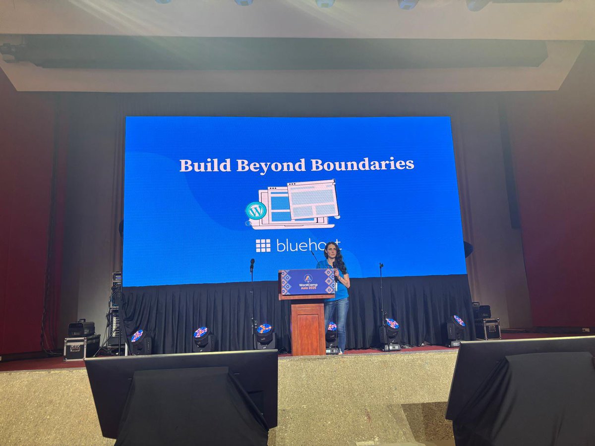 bluehost's tweet photo. From AI-powered site creation to high-performance #BluehostCloud hosting, we loved sharing how we can power your #WordPress journey in the ‘Solutions Spotlight’ at @WordCampAsia!

Got any more questions? Stop by our booth tomorrow - we’re here to help! 🙌 

#BluehostAtWCAsia #WCAsia