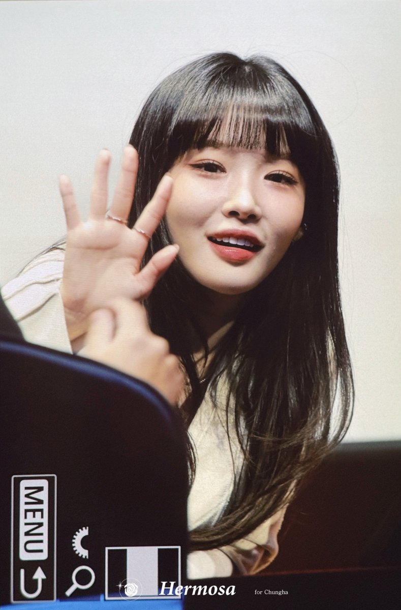 Hermosa_CH29's tweet photo. 250221 뮤직코리아 청하 PREVIEW

#청하 #김청하 #CHUNGHA 
@CH_CHUN9HA https://t.co/8pecR3Ql9E