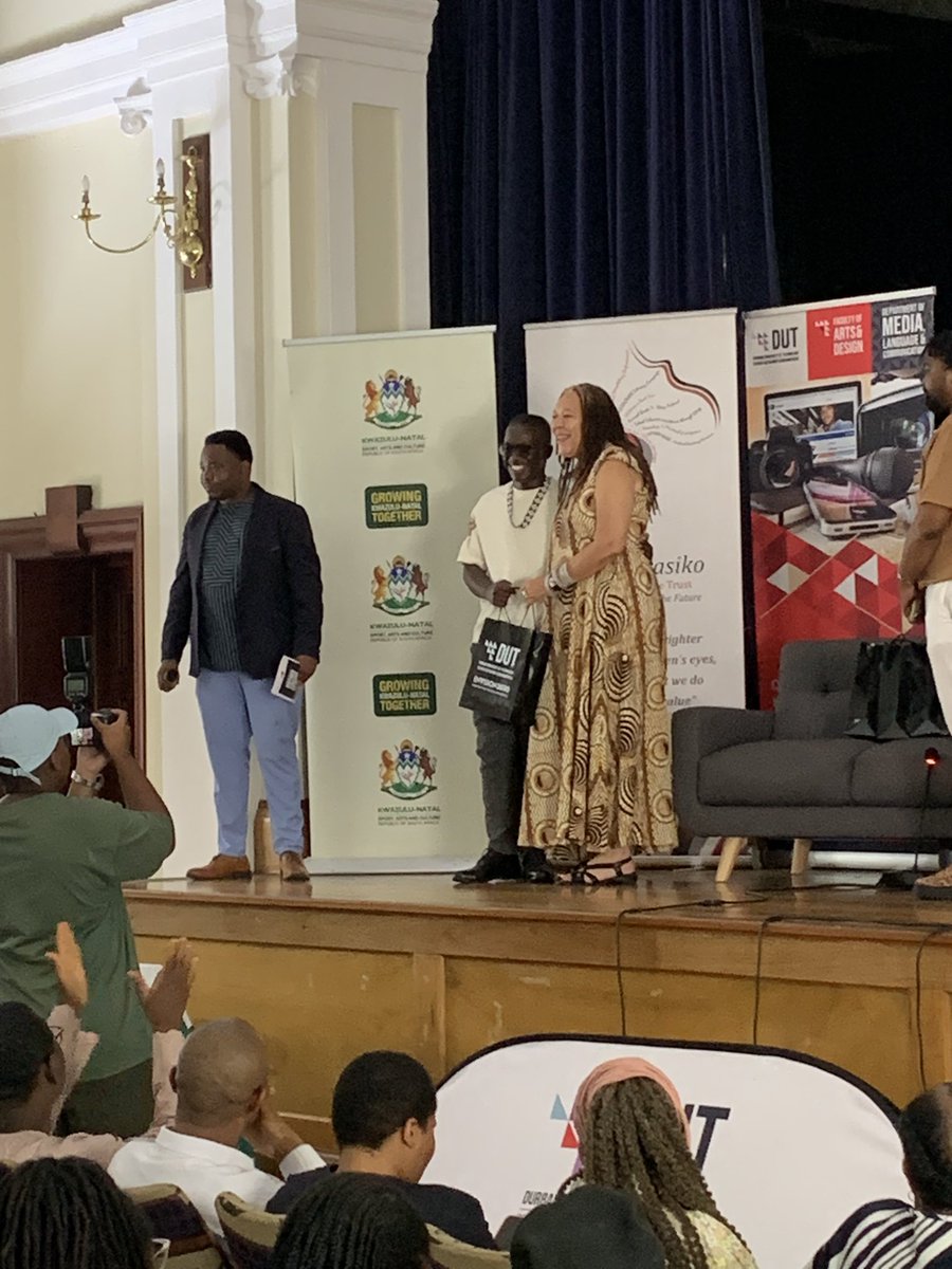 MkhizeZasembo48's tweet photo. Giving thanks to all the participants and panelist’s for making the event special. Your presence and contribution truly enhance our celebration of our languages. #DUTlanguageday #Gcinamasiko
#DUTFOAD
#DutJournalism https://t.co/QpfV2U5uGk