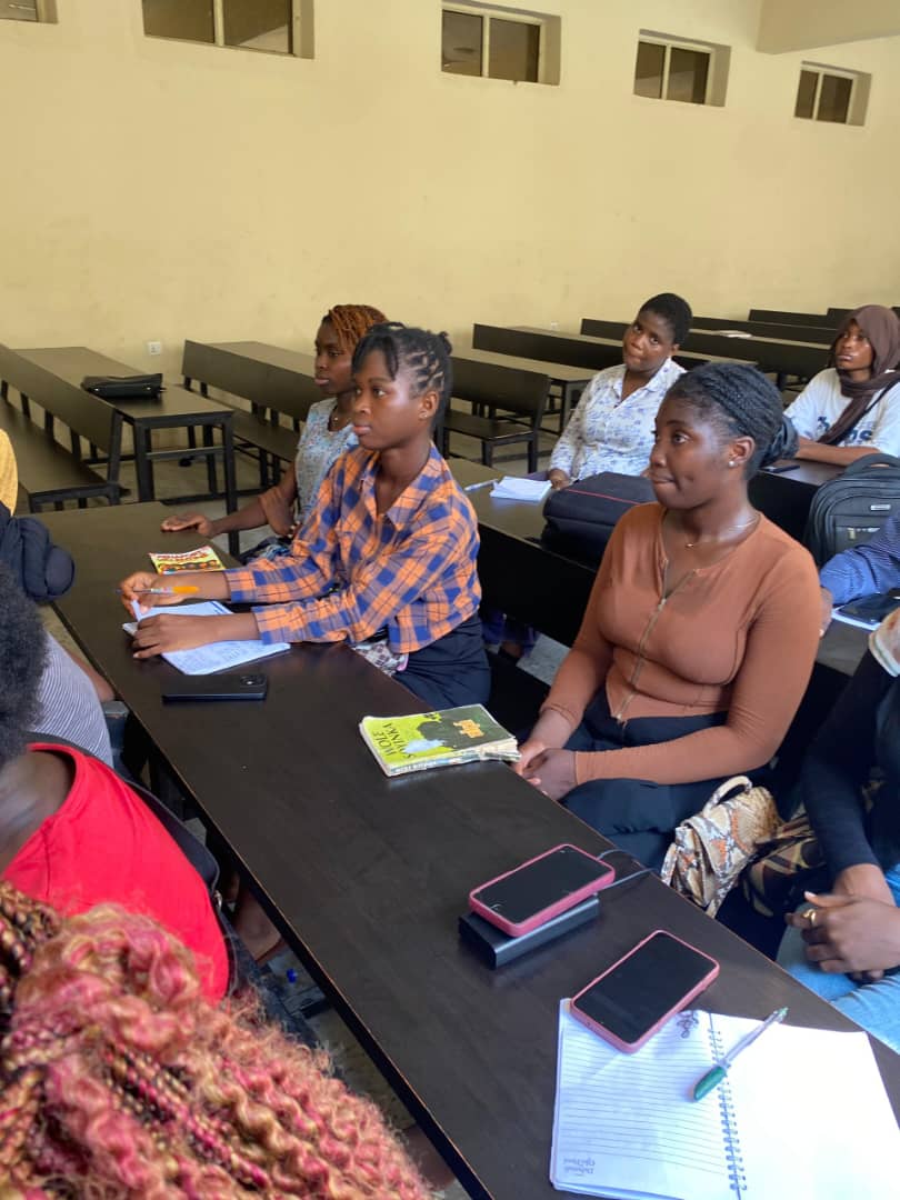 We had Mama Talk Talk educate the trainees on what it's like to be a good speaker, whether it was for podcasting or even voiceovers. It was a nice time with her and we learnt the trade of the business from a professional. Thank you for gracing us with your presence.