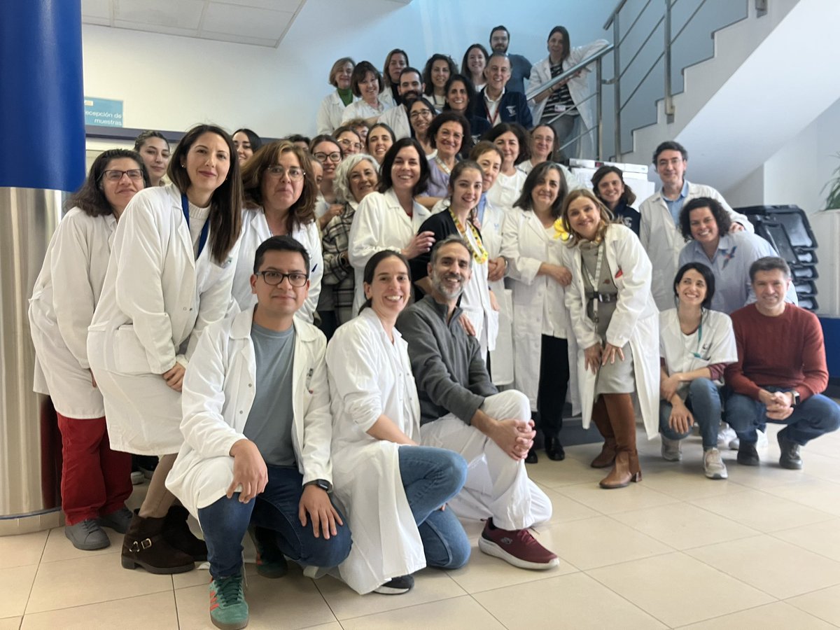 Hoy ha sido el último día de trabajo de Emilia Cercenado, nuestra querida Emilia, gran microbióloga, experta en resistencias bacterianas, impulsora del PROA, trabajadora incansable, docente de varias generaciones de residentes y una persona excelente