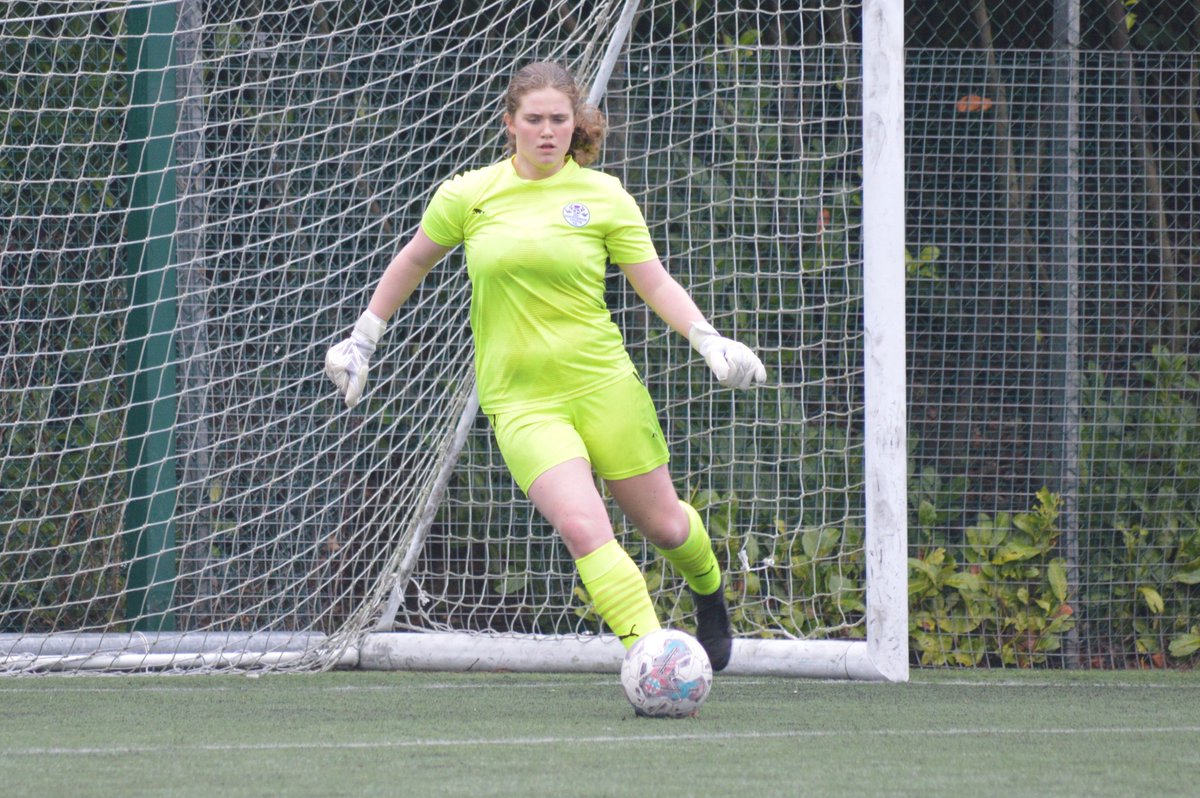 🧤 We are looking to recruit goalkeepers to join our NextGen Academy Programme, with an emphasis on players born in 2008, 2009 &amp; 2010  

We are now also looking for GKs born in 2007 to get in touch ✅

📧 Email us to organise a trial period: academy@boroughmuirfc.com