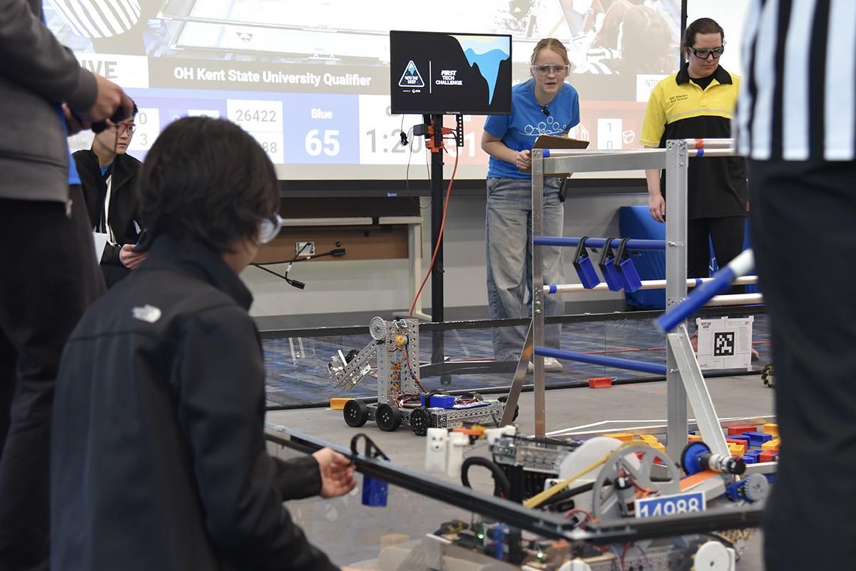 KentStateCAE's tweet image. Special thanks to @KSSRobotics & all volunteers! #FTCRobotics
Want to support youth STEM education? @KSSRobotics is seeking volunteers & sponsors to help grow these amazing opportunities for students across NE Ohio!