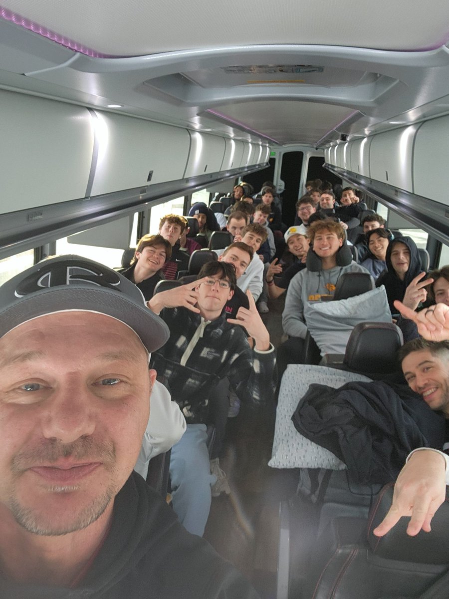 urban3124's tweet image. And so it begins #Yeo #teamlove