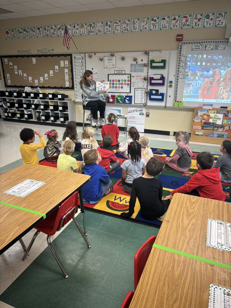 Coach Desing (@coachdesingrhs) on Twitter photo We had a chilly but fun time doing readers and greeters at Roswell North elementary this morning! Thank you <a href="/RNEprincipal/">Dr. Lydia Conway</a> for allowing our players to come read to your classes and help with car pool! <a href="/roswellsoccerg/">Roswell Girls Soccer</a> <a href="/roswellsports/">Roswell Athletics</a> <a href="/RakoMorrissey/">rako morrissey</a> We had a chilly but fun time doing readers and greeters at Roswell North elementary this morning! Thank you <a href="/RNEprincipal/">Dr. Lydia Conway</a> for allowing our players to come read to your classes and help with car pool! <a href="/roswellsoccerg/">Roswell Girls Soccer</a> <a href="/roswellsports/">Roswell Athletics</a> <a href="/RakoMorrissey/">rako morrissey</a>