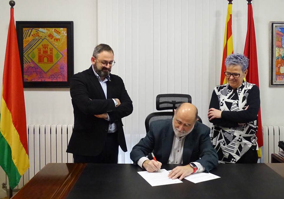 ajuntamentbdv's tweet photo. 📢L’Ajuntament de Barberà del Vallès ha creat la nova Regidoria de Política Lingüística amb l’objectiu d’impulsar la normalització del català, fomentar la seva promoció en tots els àmbits i garantir l’accés a la formació en llengua catalana per a tota la ciutadania.
Fil 👇 https://t.co/5Ue50J6gv5