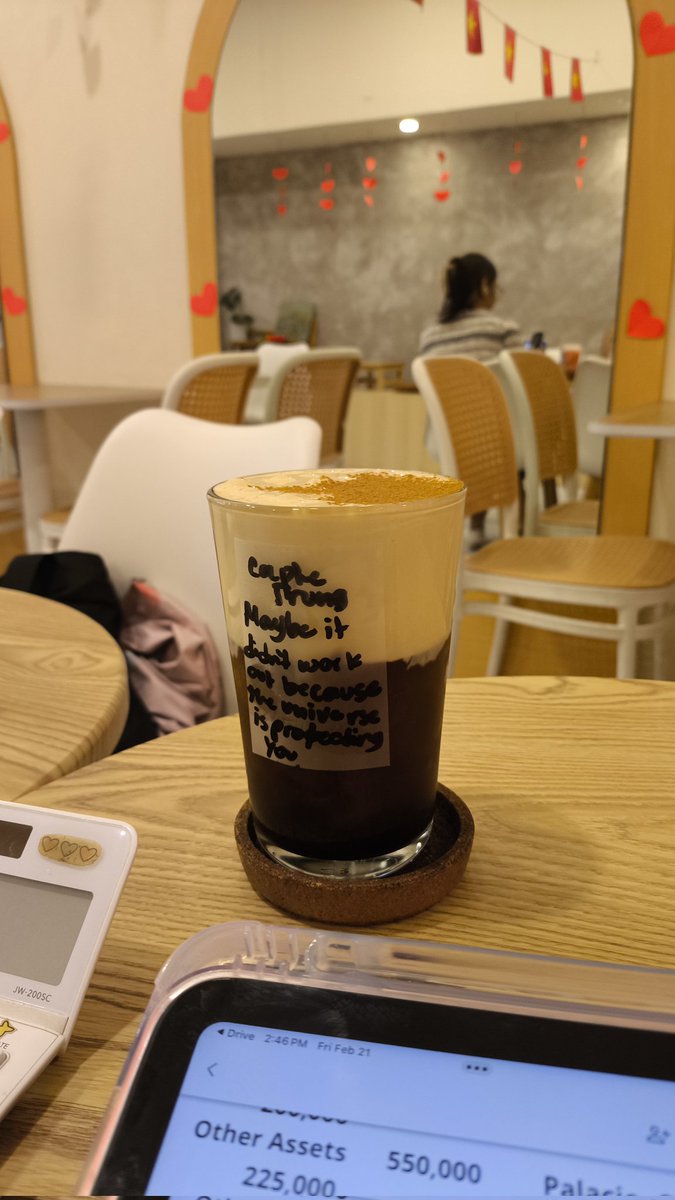 elastudiesph's tweet image. studying accounting is only fun with coffee 😩🫶🏼✨