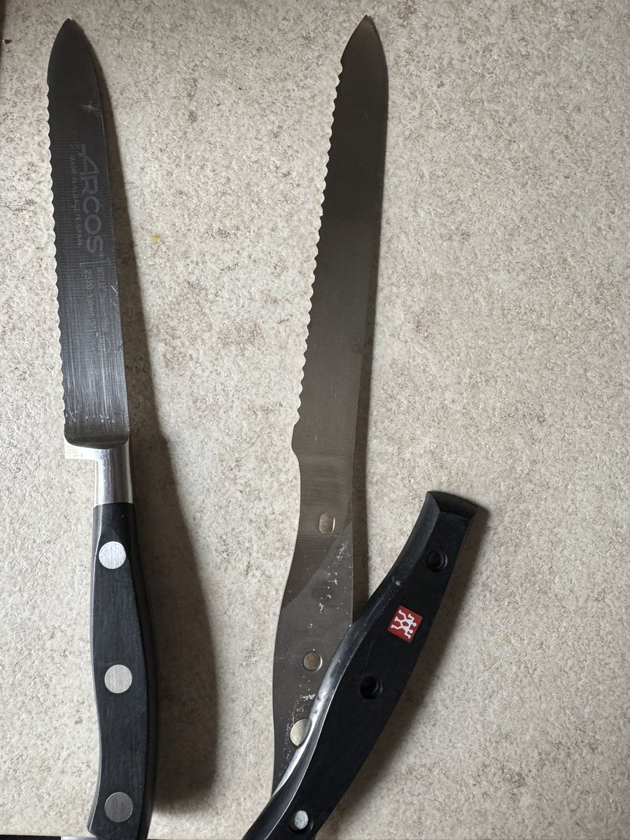 mdmartinz's tweet image. La mejor publicidad de @Arcos que verás hoy 😏 Mismo uso, mismo (des)cuidado