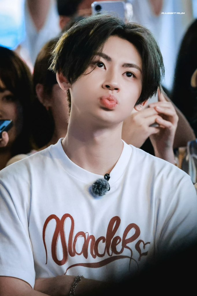 99WLK's tweet image. in malaysia recording 音你而来！

#xiaogui #wanglinkai #小鬼 #王琳凯