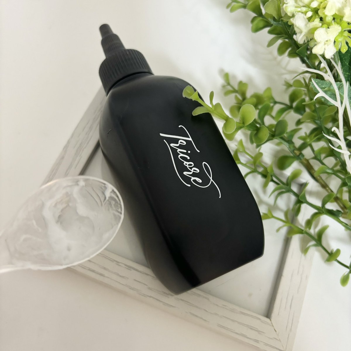 satocchisato2's tweet image. 「Tricore
温感ヘッドスパトリートメント」
フルボトル
（200ml）

液体からクリームに変わる、
新感覚のヘアトリートメントです✨

フローラル系のとても良い香り🌸

ちゅるんと、うるツヤ髪になりたいな🥰

#PR
#tricore
#トリコレ　#温感生トリートメント
#トリコレでちゅるん髪
#韓国コスメ