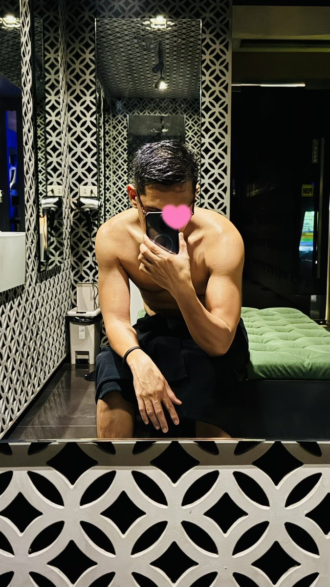 altervoyeur1's tweet photo. TGIF @UrusWellness East π¦
#URUSWellnessHub #TheCaveSpaMnl #LuminereSpaPh #HamadaSpa #AlphaMassage #InfinitySpa https://t.co/zwG3BQ56sr