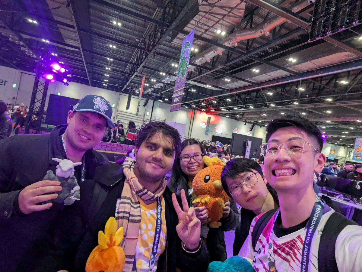WE MADE DAY 2 IM FREAKING CRYING 😭 
<a href="/AnticOdium/">Antic x Odium</a> <a href="/UniteEsports/">Pokémon UNITE Championship Series</a> 
#PokemonUNITE #EUIC2025