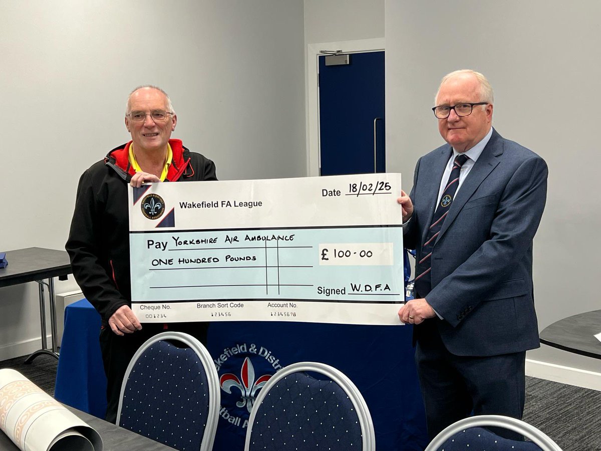 On Tuesday evening our Chairman Ian Keyworth, presented Steve Croft from <a href="/YorkshireAirAmb/">Yorkshire Air Ambulance</a> with a cheque for £100 following our 12 Days of Christmas Football Card. ⚽️