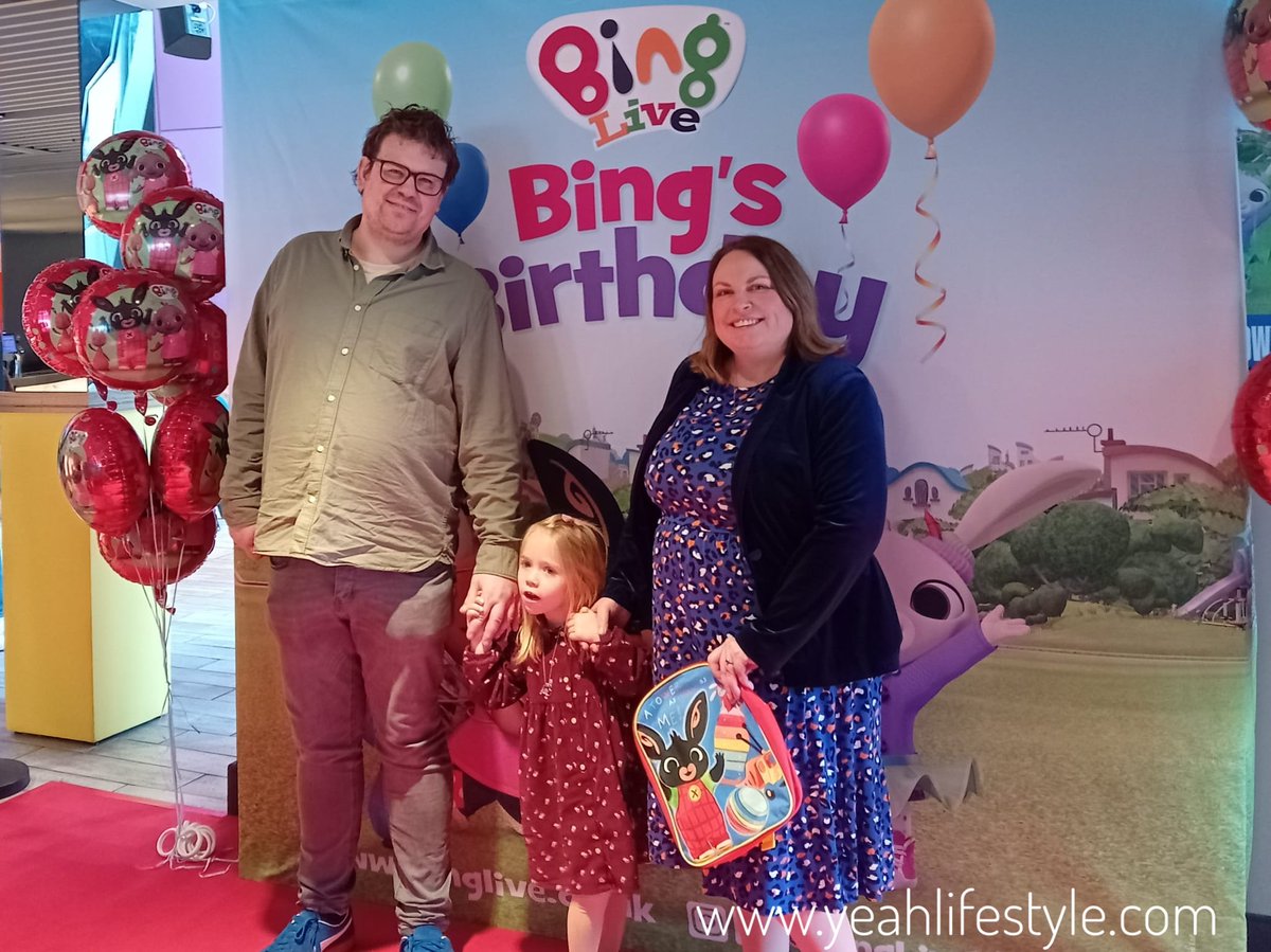 yeahlifestyle's tweet photo. #BingsBirthday @The_Lowry #Theatre is a brand-new #live #stage show. Our daughter is a big fan of the #CBeebies series and was amazed to see her favourite characters brought to life with such wonderful puppetry. A fun-filled #family show that's perfect for little ones!
#BingLive https://t.co/D9hRgNKR6T