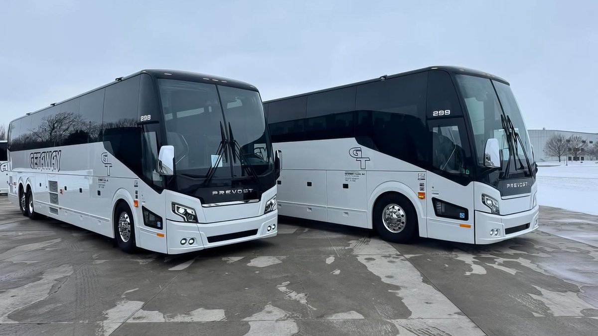 Look what just rolled in! 🚍🚍 <a href="/GetawayToursInc/">Getaway Tours</a> just added two new Prevost H3-45s.