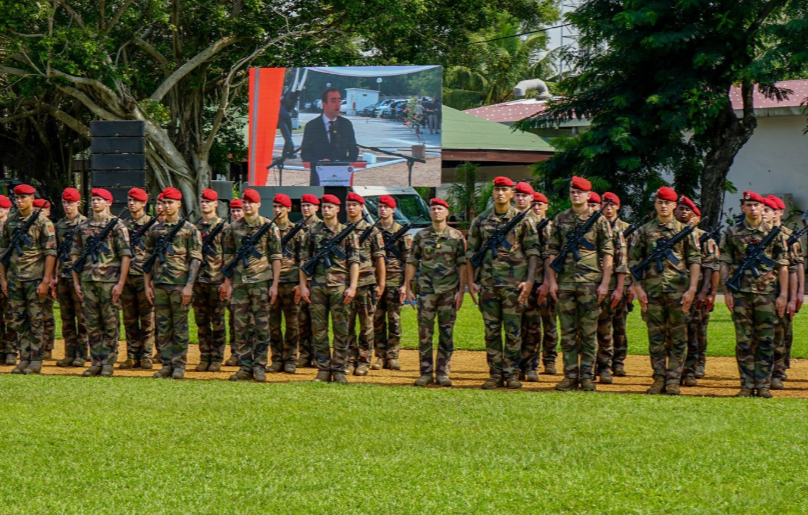 La 🇫🇷#France a officiellement remis à la 🇨🇮#CIV, le 20 février 2025 à #Abidjan, sa base militaire du 43e Bataillon d'infanterie de marine d'Abidjan (#BIMA). Cette décision, annoncée par le président Alassane Ouattara le 31 décembre 2024, s'inscrit dans le cadre d'un processus