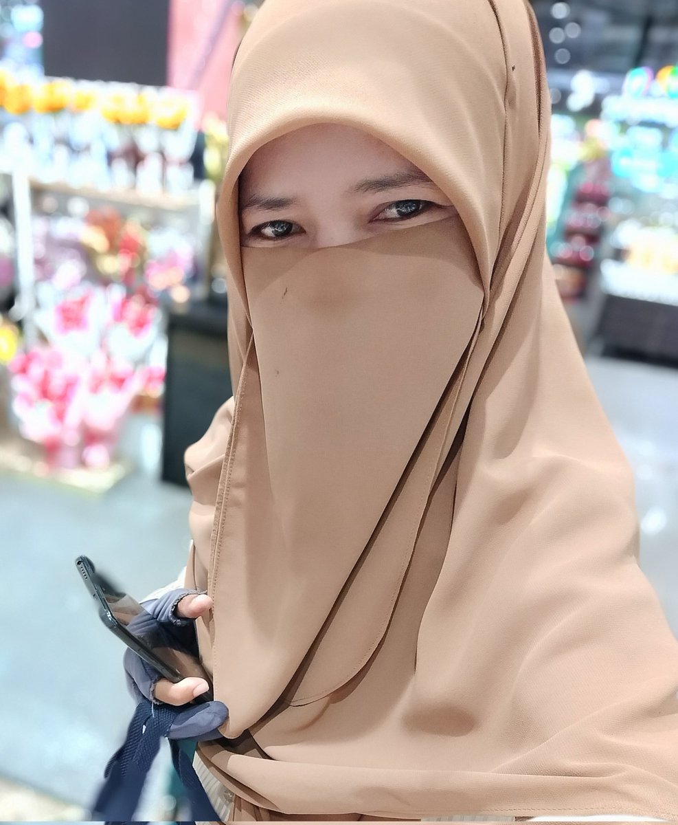 DaPatoomma's tweet photo. รักเด็ก เป็นอมตะ
รักคนแก่ (อย่างเรา) ไหมคะ รักนิรันดร์
🤭🤭 👉 40 ขวบละน่า
..
..
☺️🤲❤️ #อิสลามไม่มีระบบแฟน https://t.co/gB4YU8pwhU