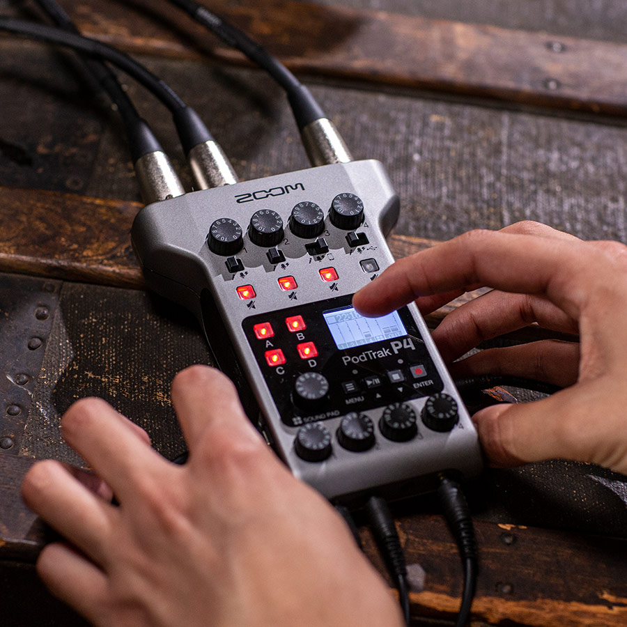 ZoomSoundLab's tweet image. Ready to record? The PodTrak P4 is your portable, feature packed ticket to pro-quality podcasts!

#zoomsoundlab #audiorecorder #proaudio
