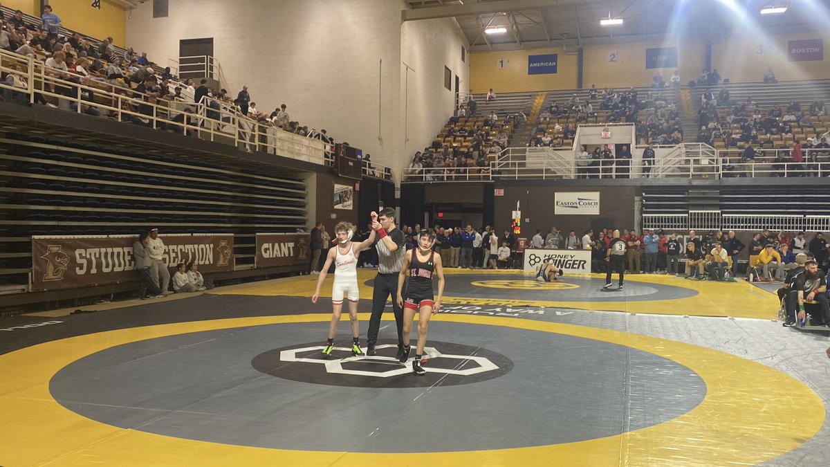 Carter Lirgg wins an 8-2 dec over St. John’s College (Washington, DC) to open his day at National Preps! 

<a href="/CNathletics1/">CNathletics1</a> #CardinalWrestling