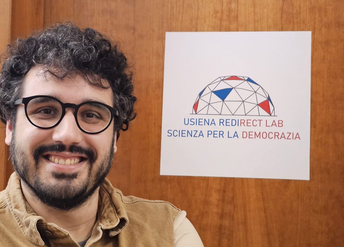 REDIRECT_Usiena's tweet image. Big thanks to @PaoloMarzi  for launching the USIENA REDIRECT LAB! 🚀 Bringing innovative democratic pedagogy into classrooms, aiming to engage even high school students. Let’s build a more informed &amp;amp; participatory future! 🌍📚 #ScienceForDemocracy #REDIRECT #USIENA