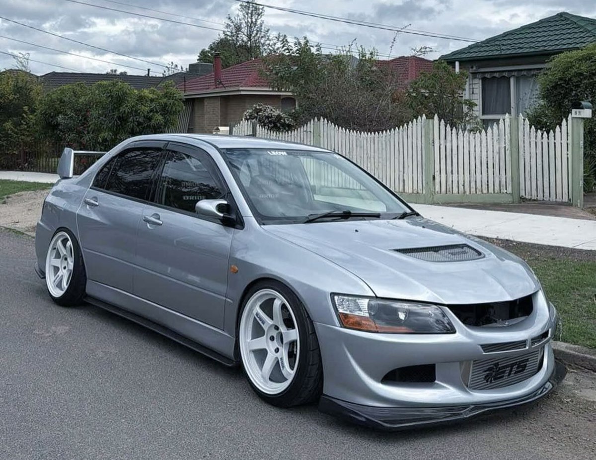 MitsuMafia tweet media