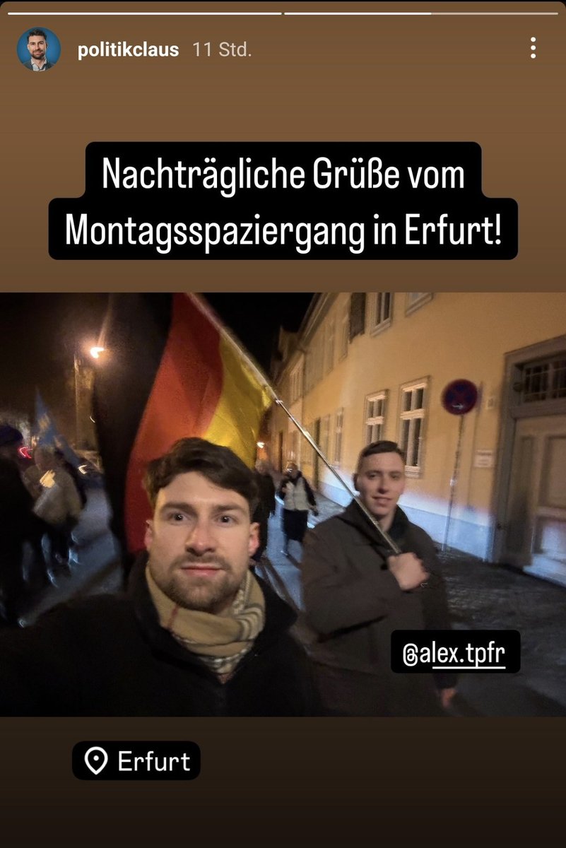 RechercheG_EF's tweet photo. Diese Gruppe, mit der er im Januar #EF2001 gemeinsam "Spazierte", bepöbelte im Dezember #EF2312 einen antifaschistischen Gegenprotest.
(Bilder: Instagram, TG Freies-TH)

https://t.co/0rMadfIcRv

⬇️ https://t.co/2rsmrbSjsy