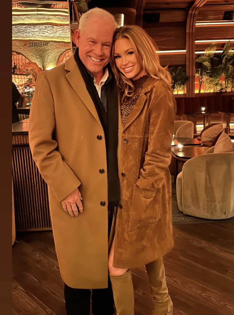 Excited to speak at the Phoenix Suns Business Summit in Austin today about the transformative strategy of The Power of WHO! Huge thanks to Greg Economou for the invite. Thrilled to meet Marc Jackson &amp; Jim Pitman. Even more special having my daughter, Rachel, join us! #powerofwho