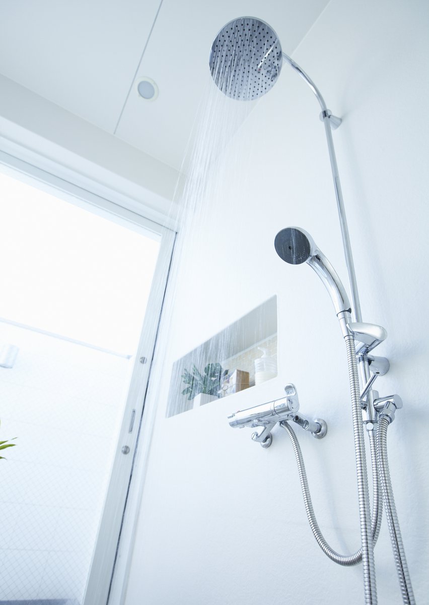 Our expert team in New Port Richey specializes in water heater installations and repairs, ensuring you never have to go without. Contact us today at (727) 534-6417 or visit our website at kenleonardplumbing.com to schedule your service and keep your water flowing smoothly.