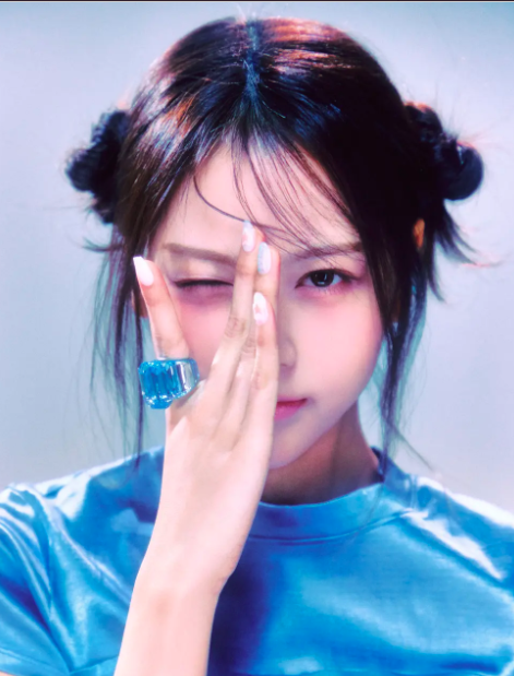 Carmen is officially the first Indonesian idol to debut under SM Entertainment.