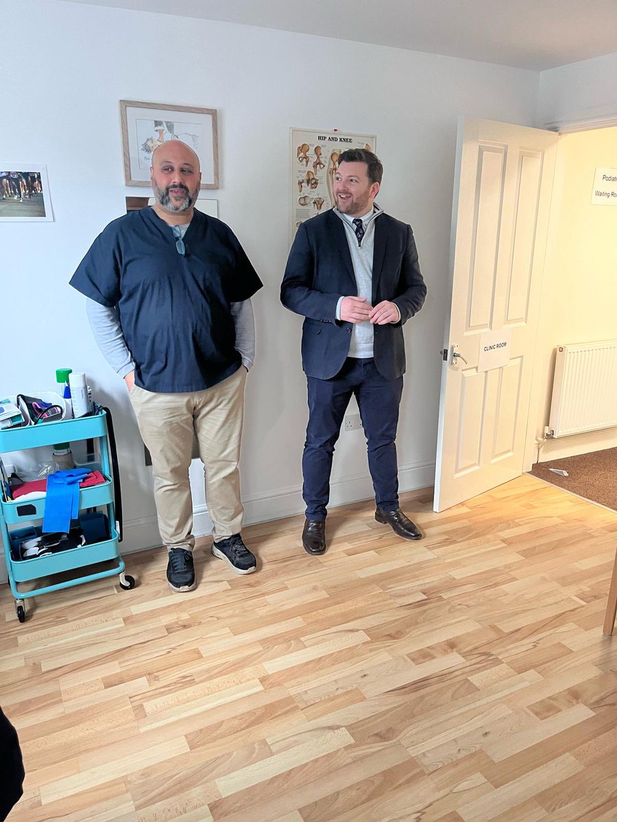 Camlas (@camlascymru) on Twitter photo Diolch to <a href="/SKurtzCWSP/">Samuel Kurtz MS</a> for joining <a href="/CPWales/">Community Pharmacy Wales</a> at Glen Pharmacy in Tenby to discuss some of the pressures being faced by community pharmacies across Wales. Diolch to <a href="/SKurtzCWSP/">Samuel Kurtz MS</a> for joining <a href="/CPWales/">Community Pharmacy Wales</a> at Glen Pharmacy in Tenby to discuss some of the pressures being faced by community pharmacies across Wales.