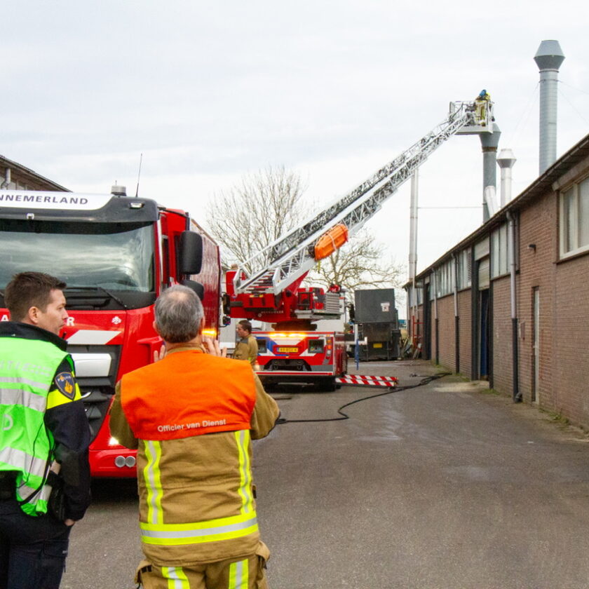 Schoorsteenbrand bij koffiebrander in Boesingheliede